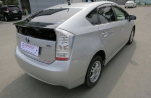 Аренда Toyota Prius в Владивостоке